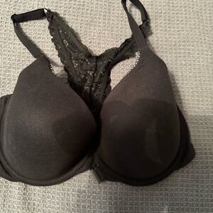 Victorias Secret front close/racerback bra. Tags cut off, 32DD. Black